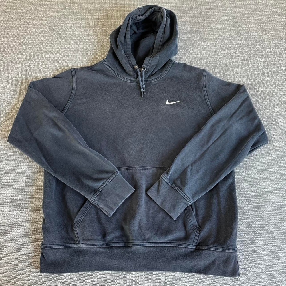 Nike vintage black stitched logo hoodie men's size L